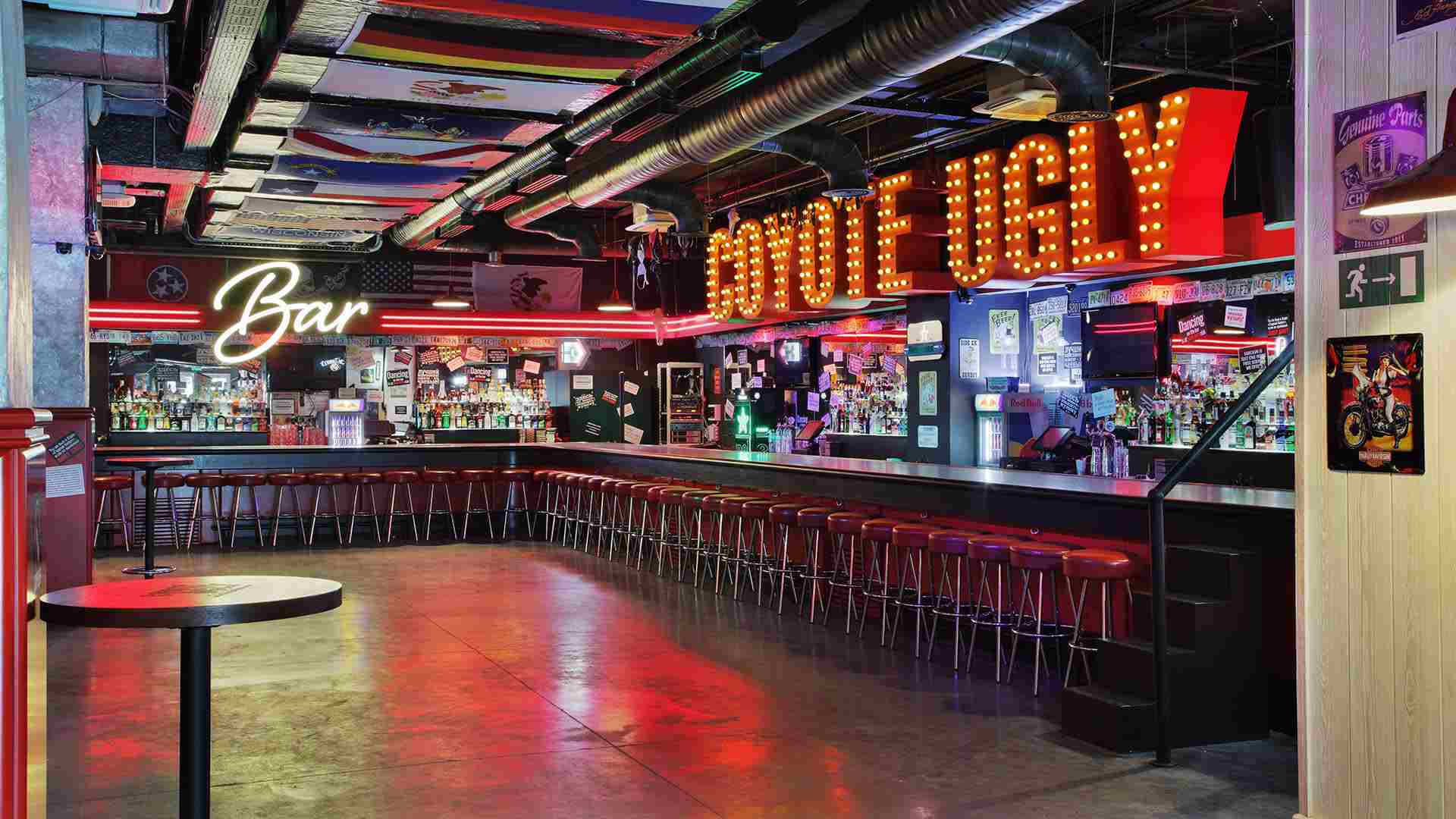 Coyote Ugly makes its mark on the UK with AlohaEPOS